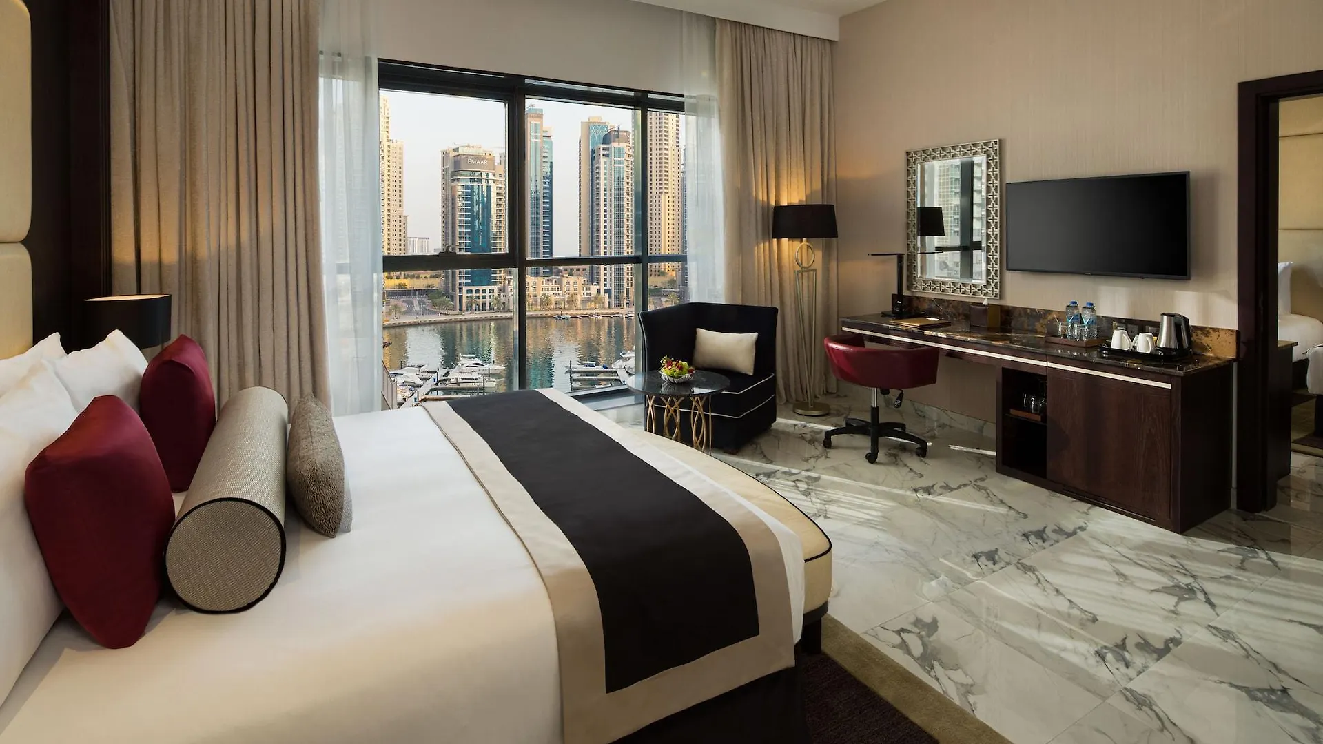 **** Hotel Millennium Place Dubai Marina United Arab Emirates