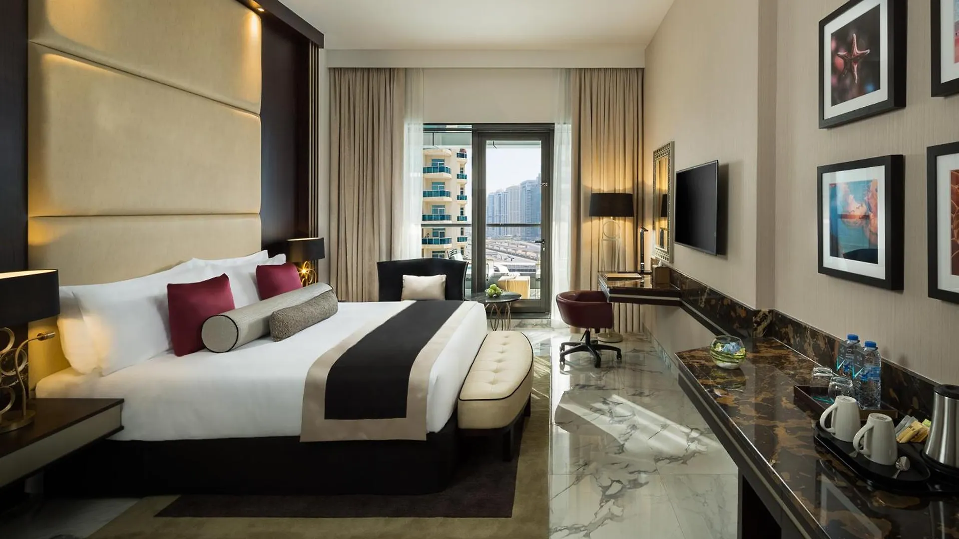 **** Hotel Millennium Place Dubai Marina United Arab Emirates