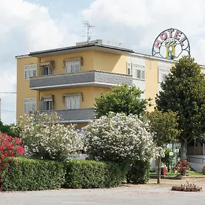 Hrs Sabatino 3*, Follonica Italia